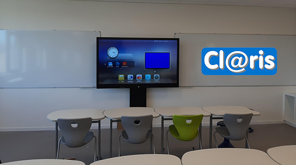 Digitaal schoolbord in klaslokaal